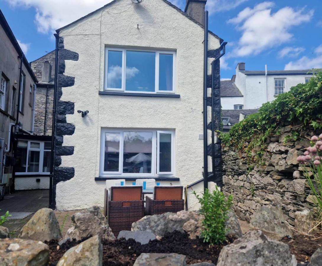 Courtyard Cottage Cartmel Extérieur photo